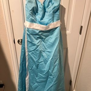 Formal dress/bridesmaid dress